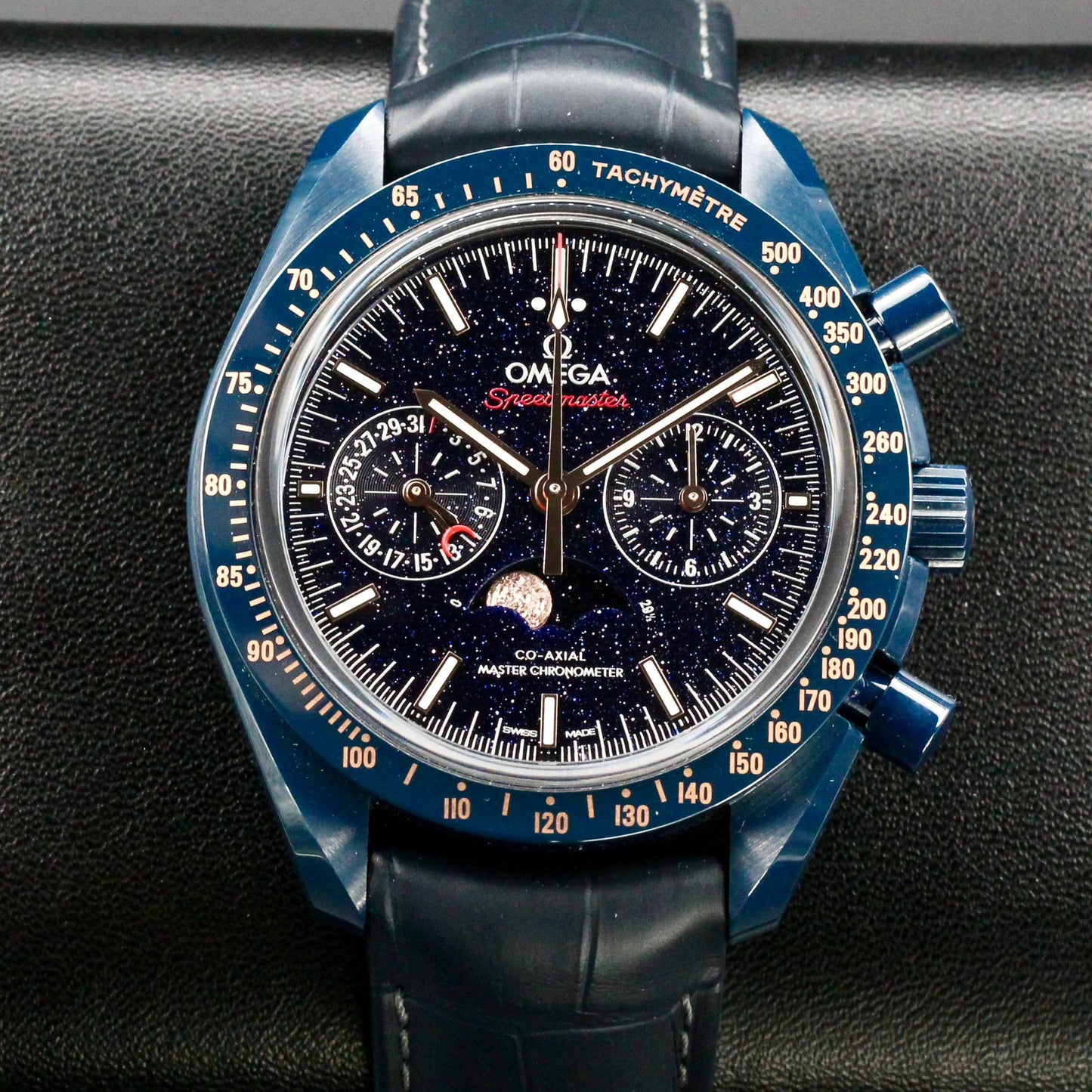 Omega Speedmaster Blue Side of the Moon 2025 Complete set - 304.93.44.52.03.002