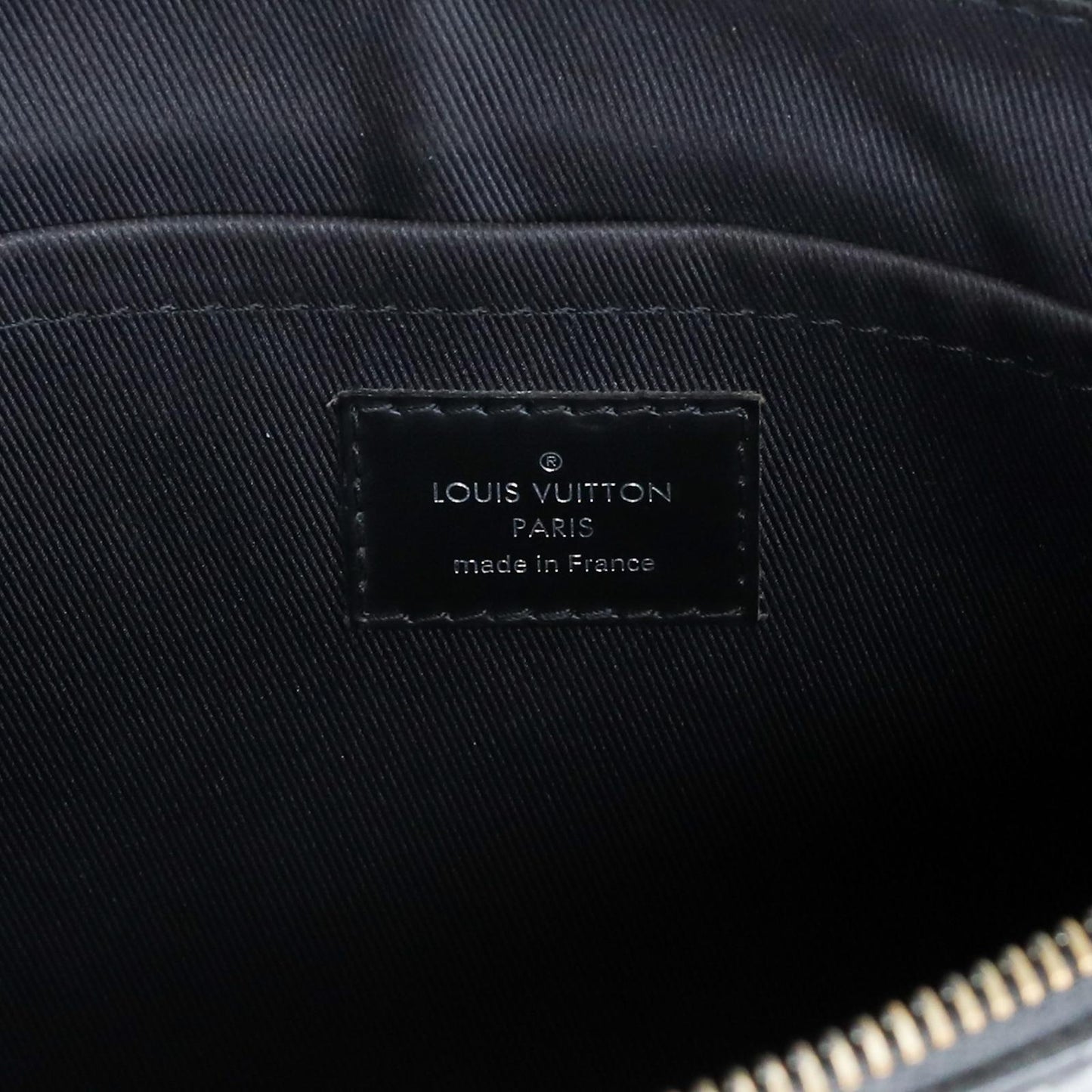 Louis Vuitton Pochette Voyage MM - Monogram Eclipse canvas