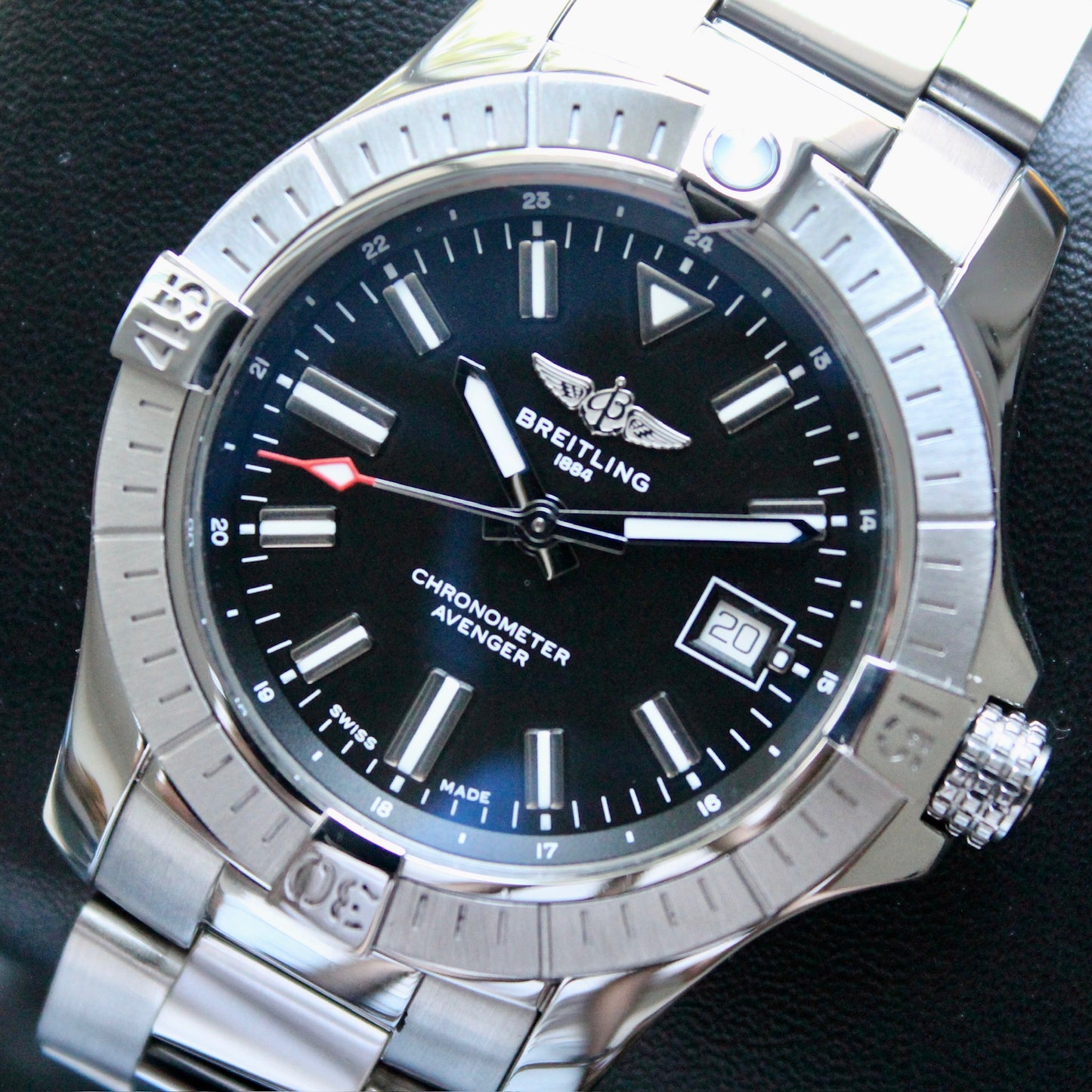 Breitling Avenger 43 - A17318
