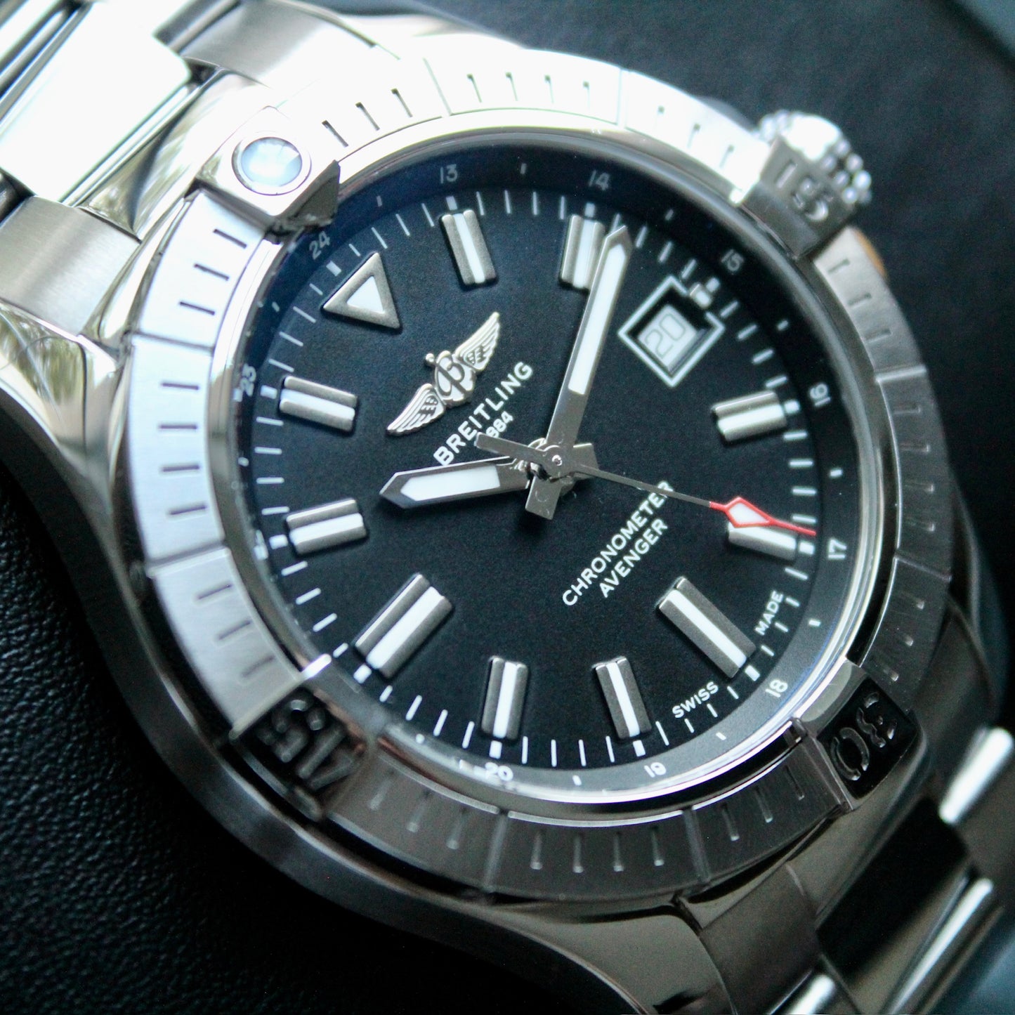 Breitling Avenger 43 - A17318