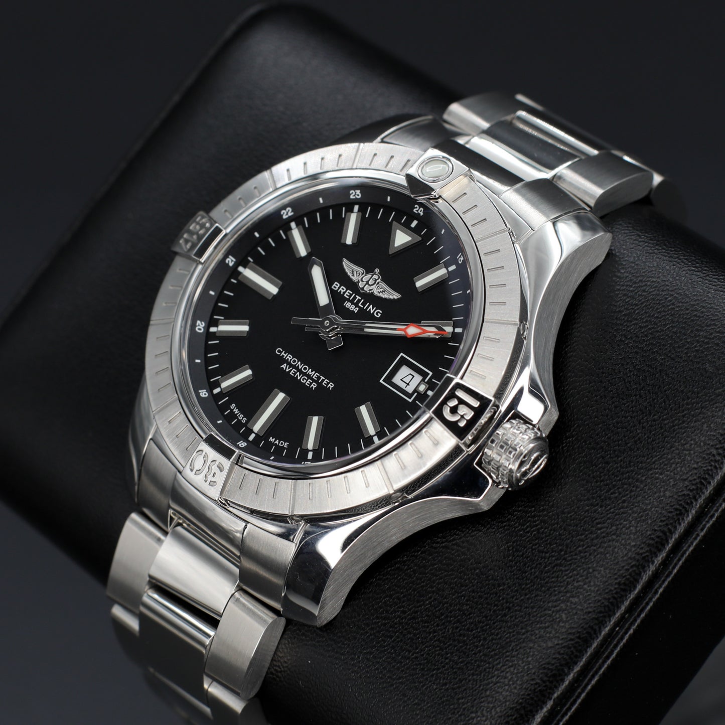 Breitling Avenger 43 Black Dial Complete - A17318