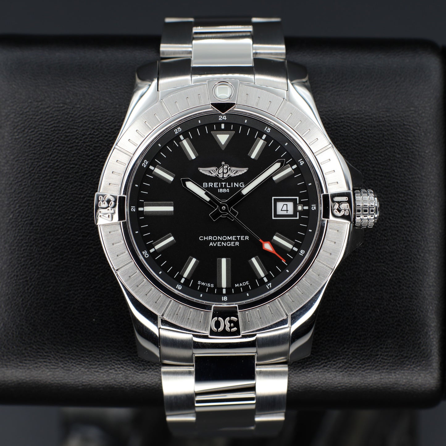 Breitling Avenger 43 Black Dial Complete - A17318