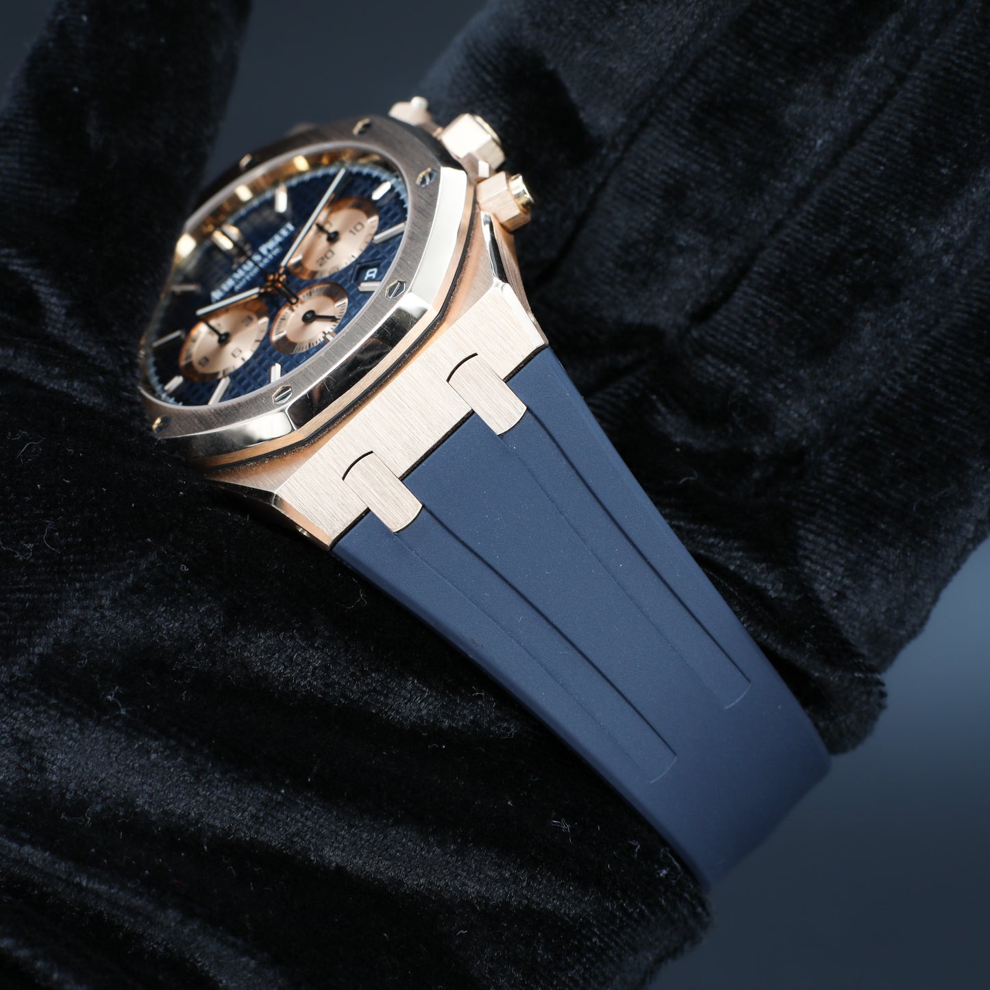 Audemars Piguet Royal Oak Chrono 41 Rose Gold Blue Dial - 26331OR