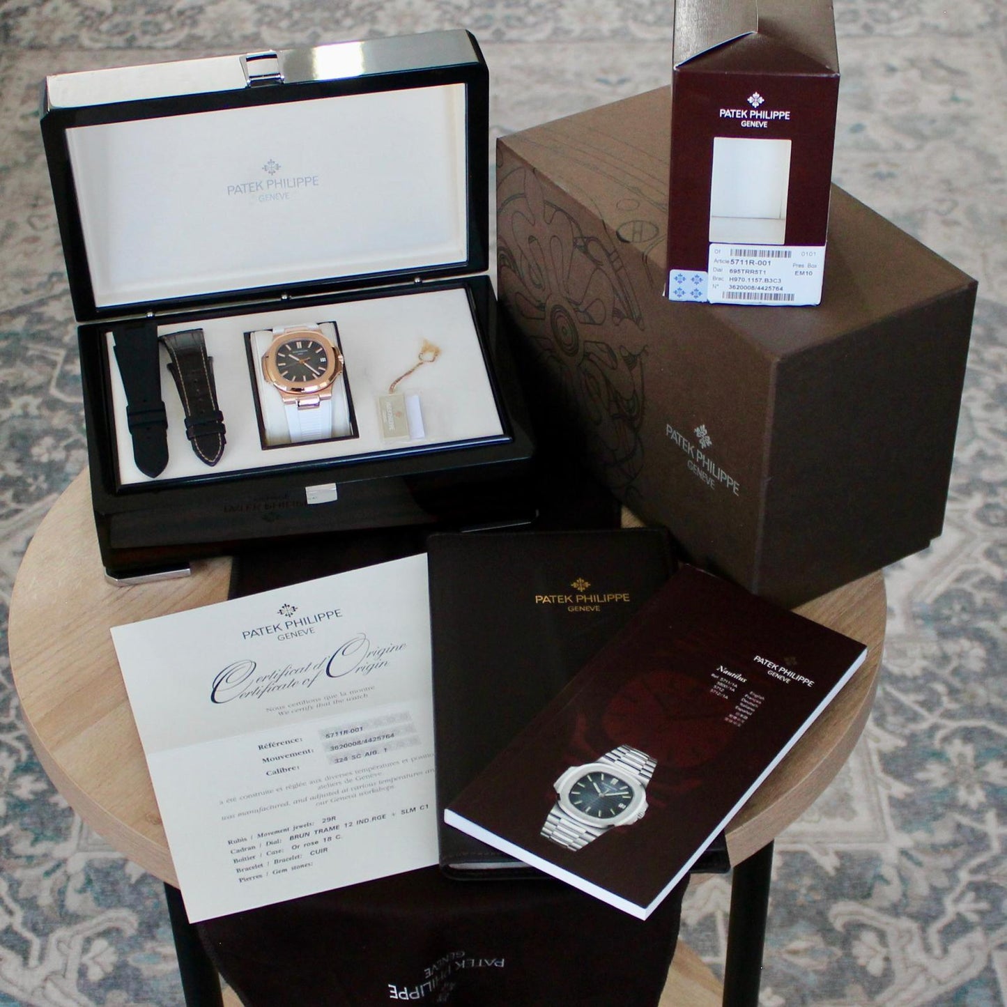 Patek Philippe Nautilus Rose Gold Leather - 5711R