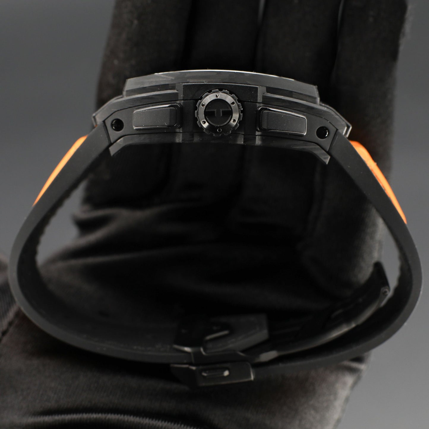 Hublot Spirit of Big Bang Veuve Clicquot Polo Classic 42mm - 642.QK.0110.LR.VCP24