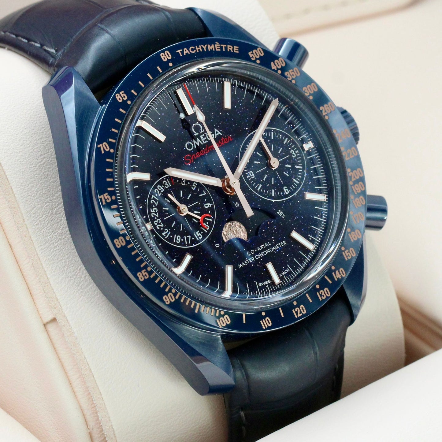 Omega Speedmaster Blue Side of the Moon 2025 Complete set - 304.93.44.52.03.002