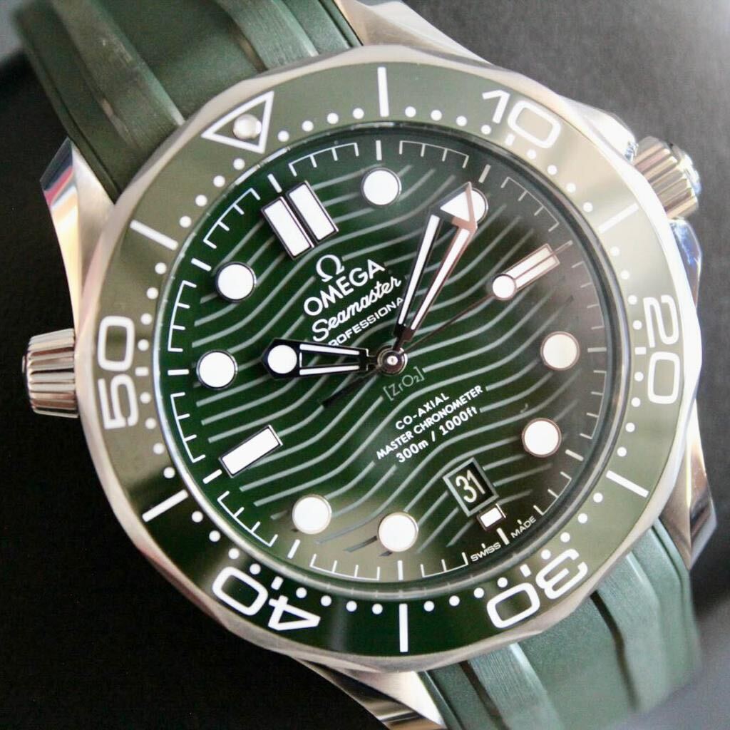 Omega Seamaster Professional Diver 300M - 210.32.42.20.10.001