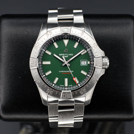 Breitling Avenger 42mm Green Dial New Version 2023 - A17328