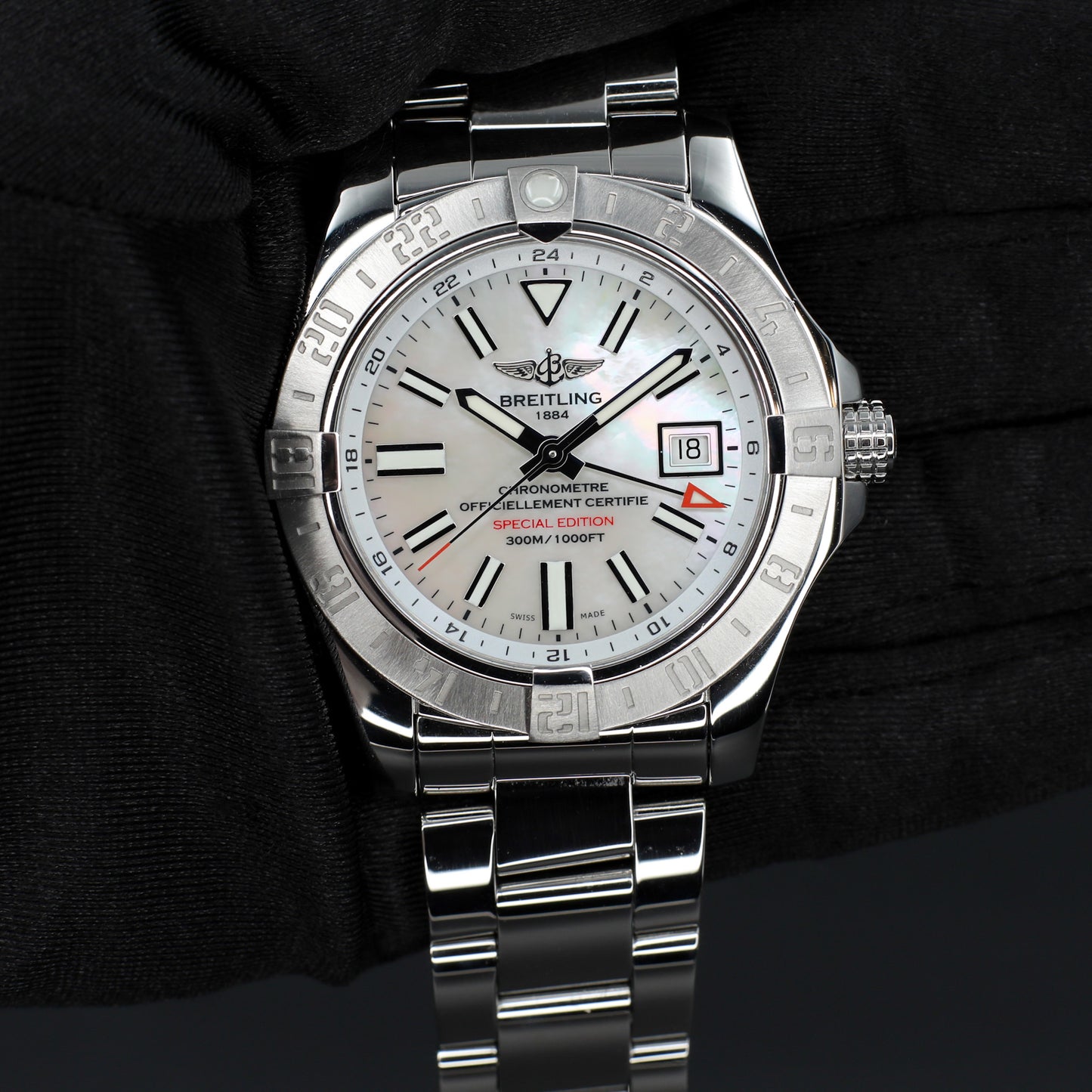 Breitling Avenger GMT Mother of Pearl - A32390