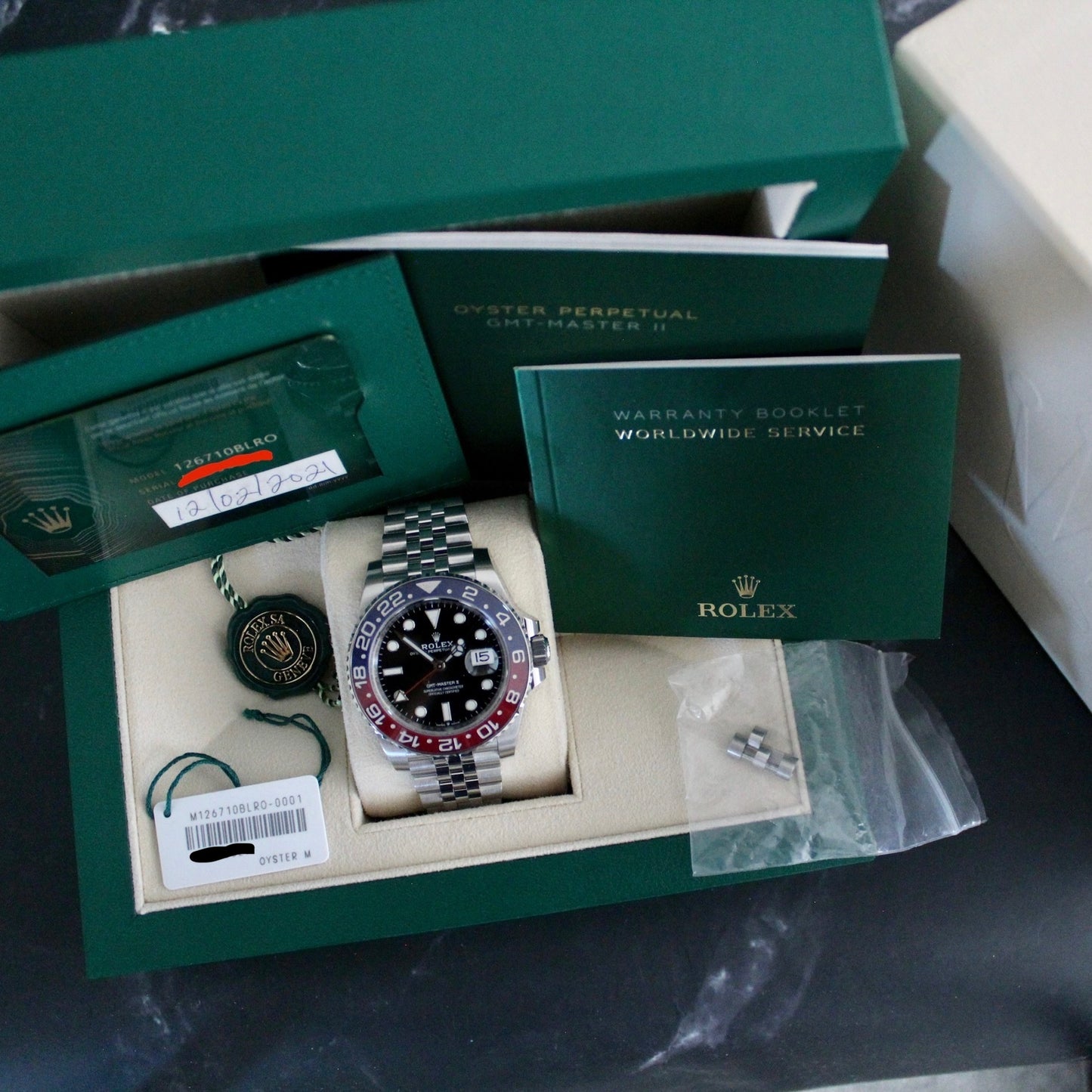 Rolex GMT II Pepsi - 126710BLRO