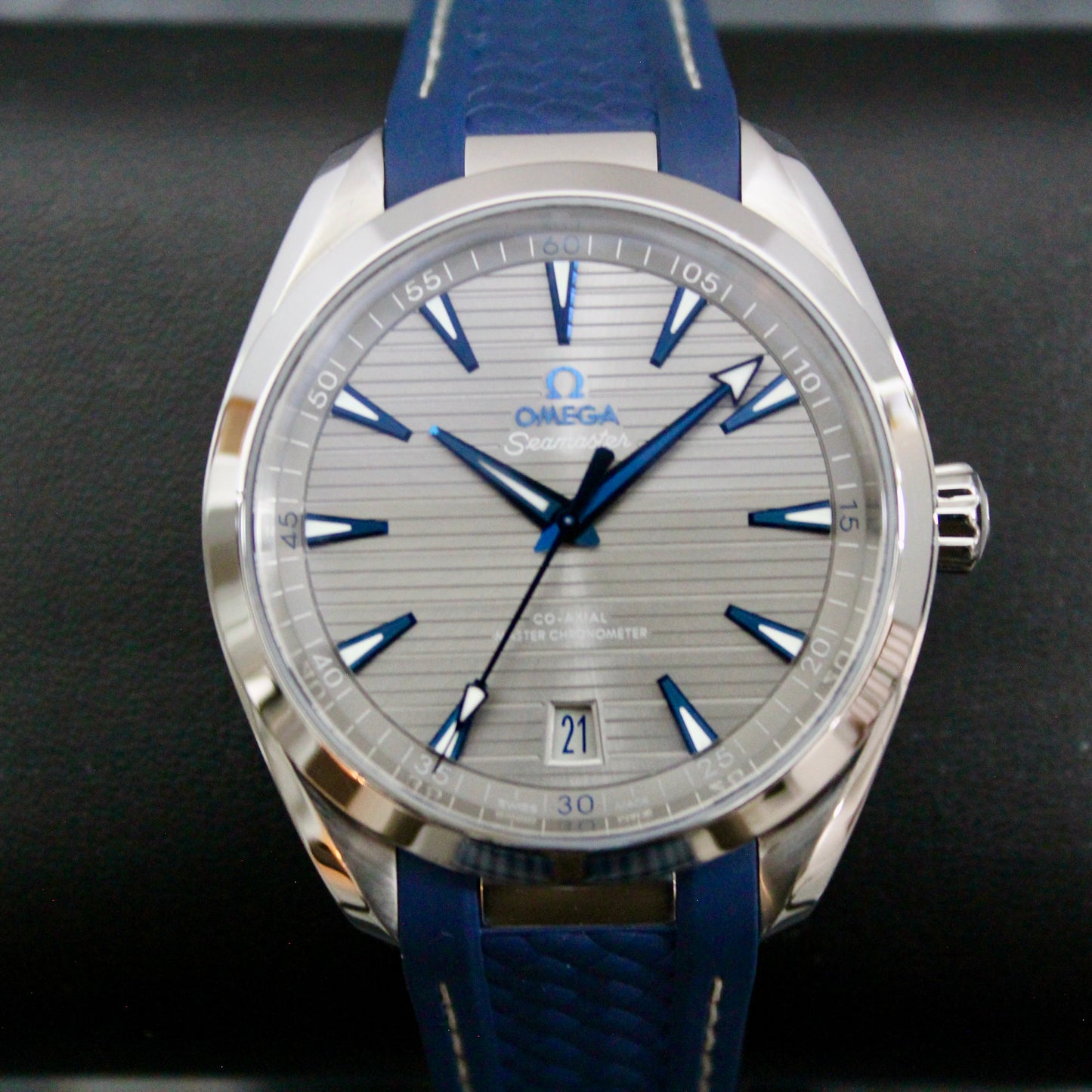 Omega Aqua Terra Grey - 220.12.41.21.06.001