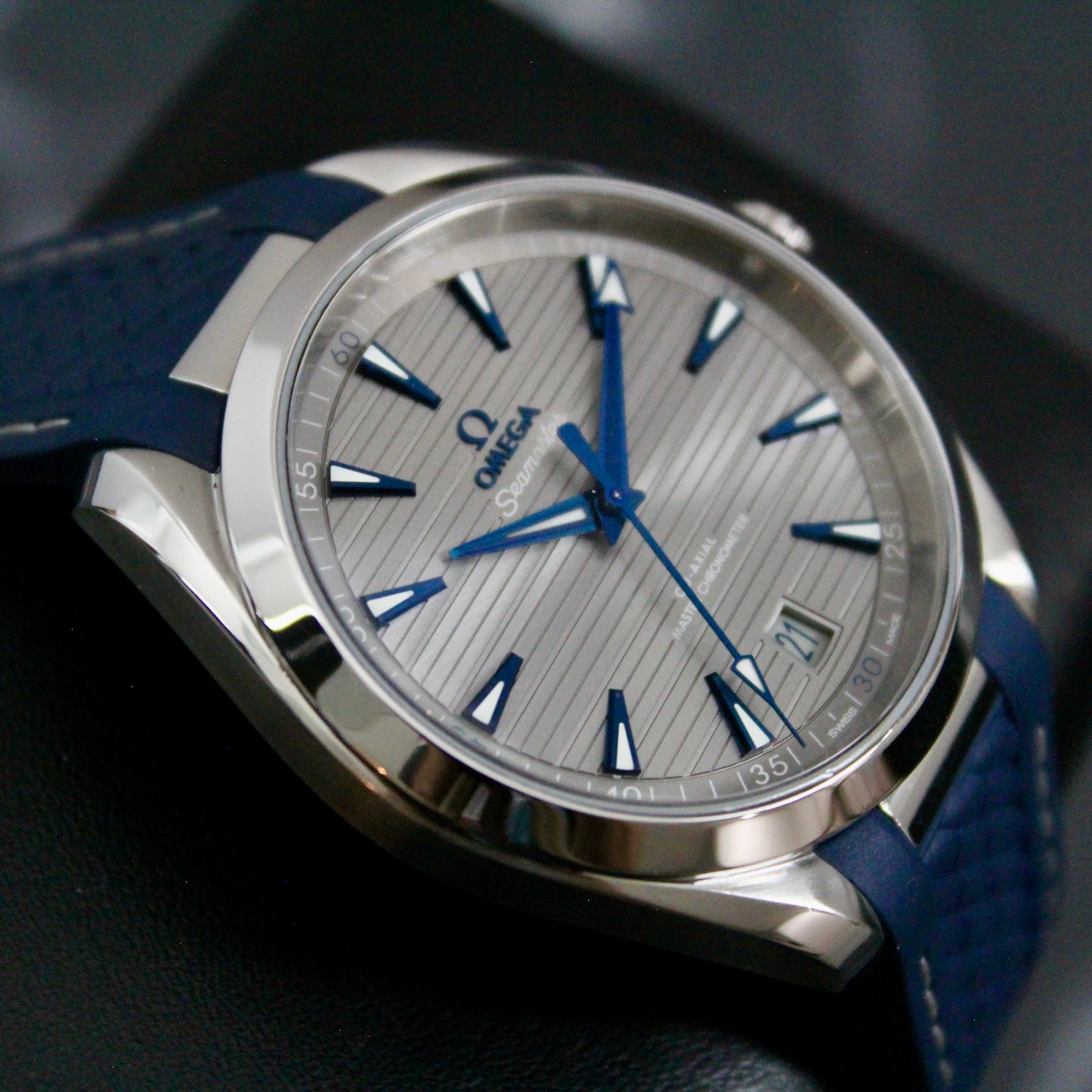 Omega Aqua Terra Grey - 220.12.41.21.06.001