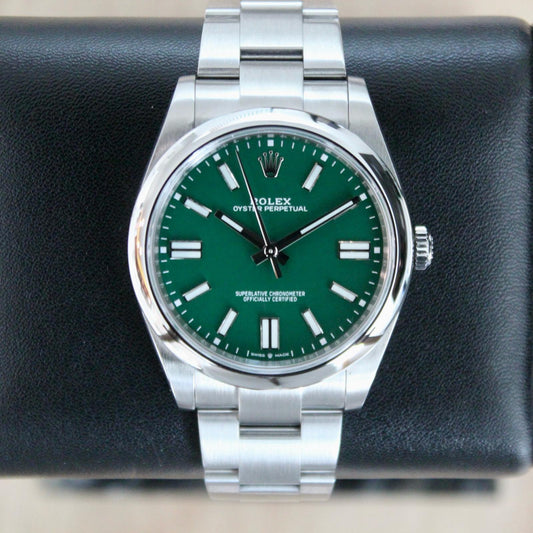 Rolex Oyster Perpetual Green - 124300