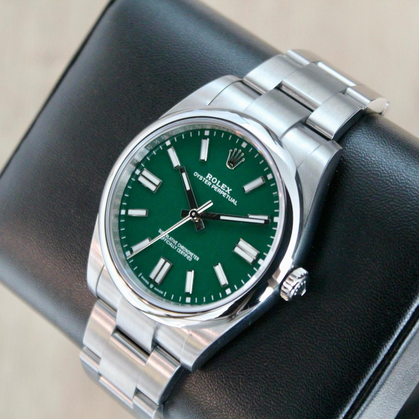 Rolex Oyster Perpetual Green - 124300