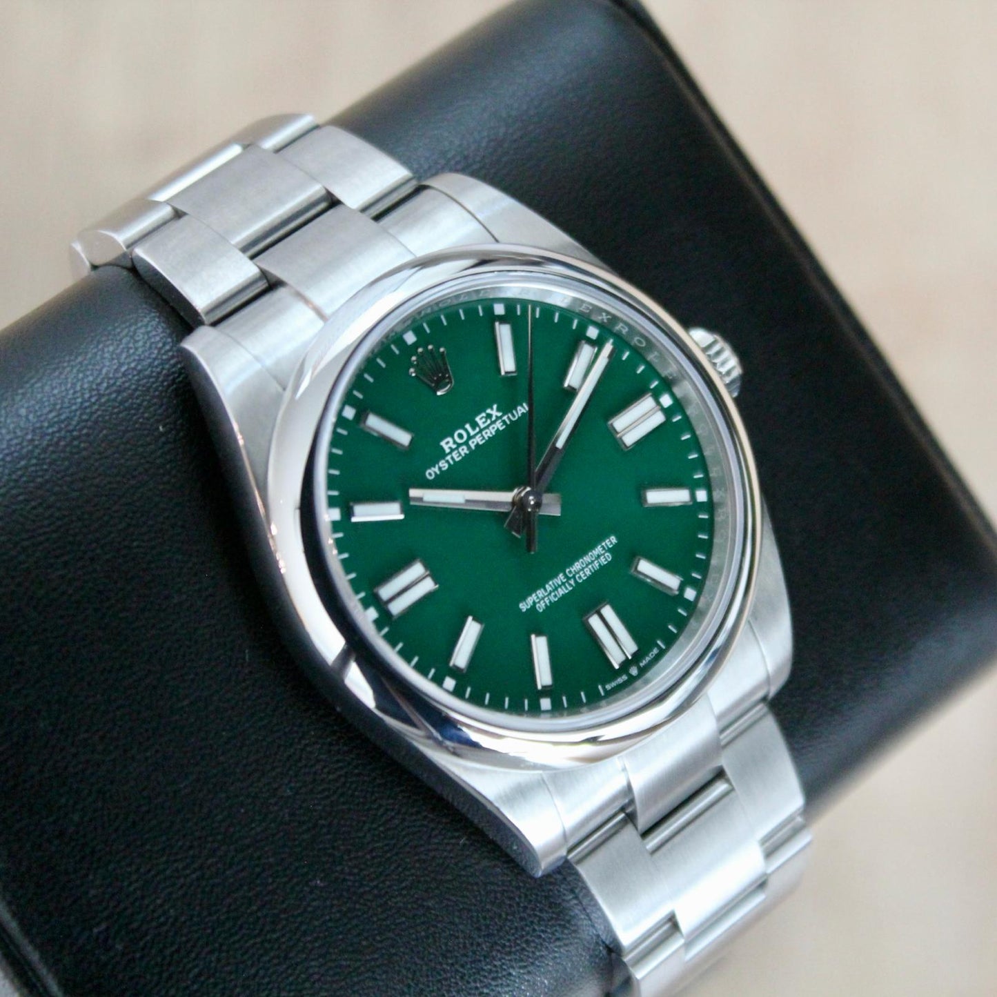 Rolex Oyster Perpetual Green - 124300