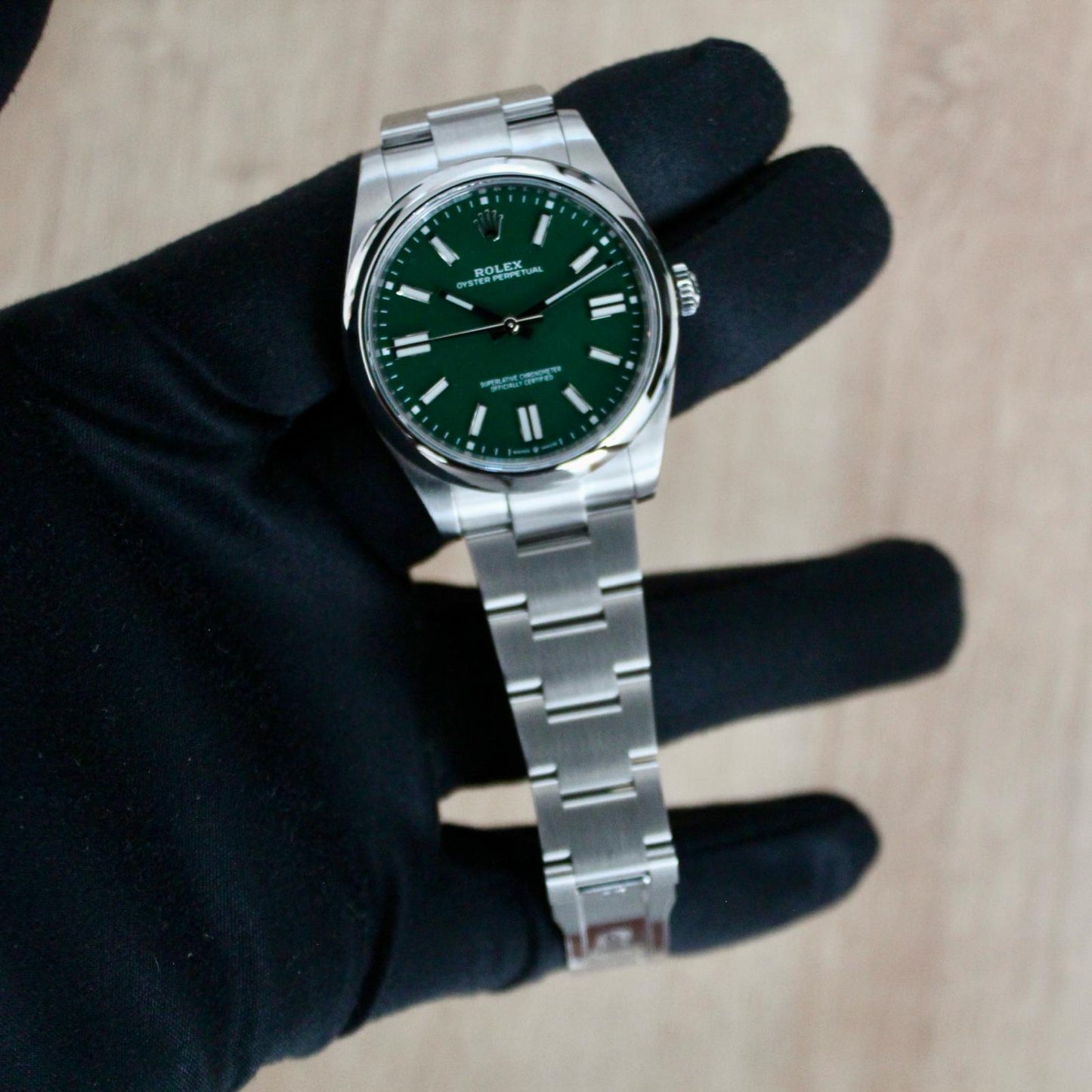 Rolex Oyster Perpetual Green - 124300