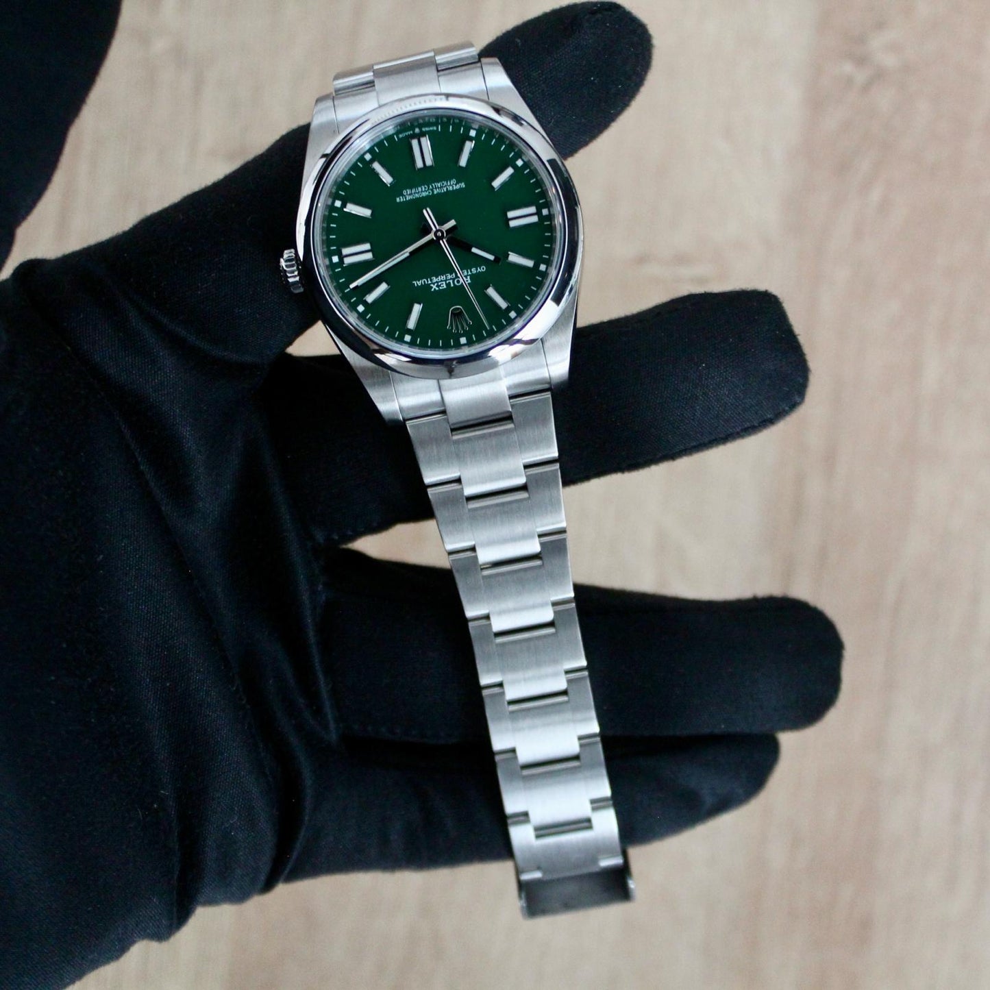 Rolex Oyster Perpetual Green - 124300